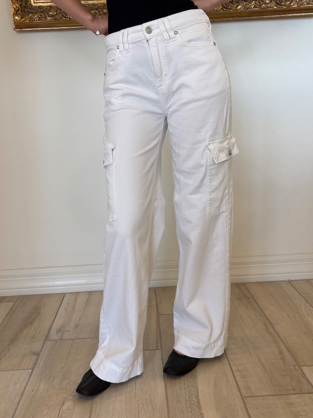 American Eagle White Wide Leg Baggy Cargo Pants - Size 00 - Y2K Utility